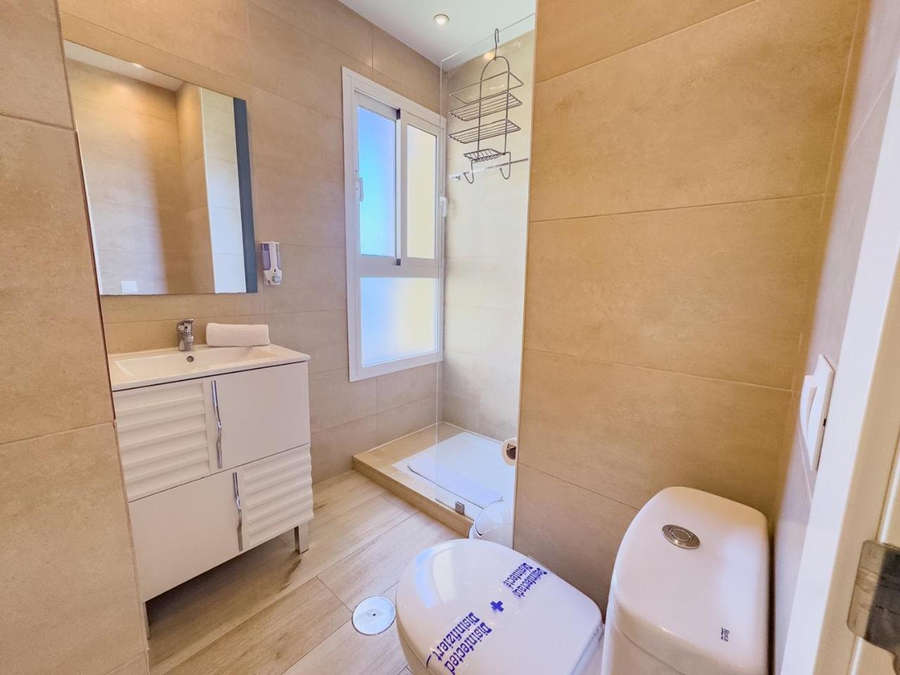 Diana 108 Frontal Sea Views 2 Bedrooms Apartment *